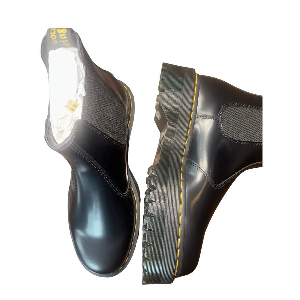 Dr. Martens 2976 Quad Chelsea Boots Black Leather NIB Men’s 10 Women’s 11 - Picture 6 of 13